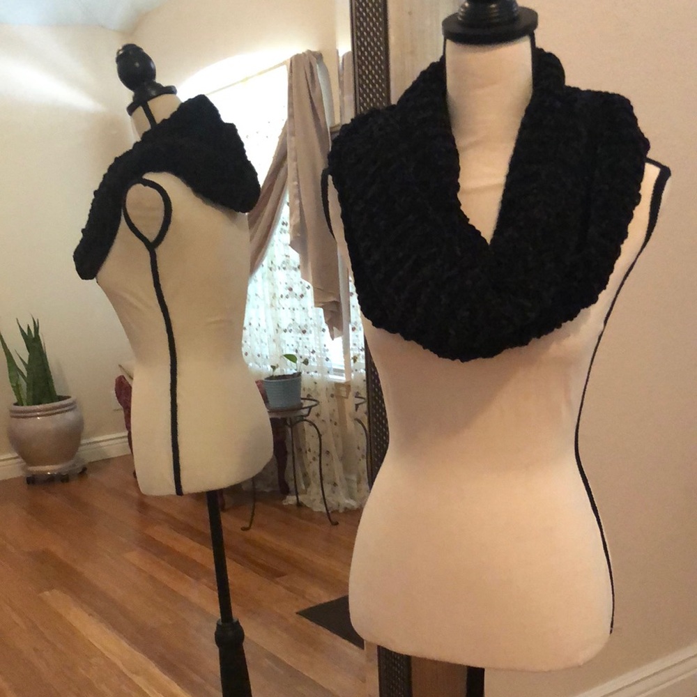 Cozy Infinity Scarf